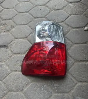 Toyota Tundra Taillight 2007 2008 2009 2010 2011 2012 2014 Tail Light