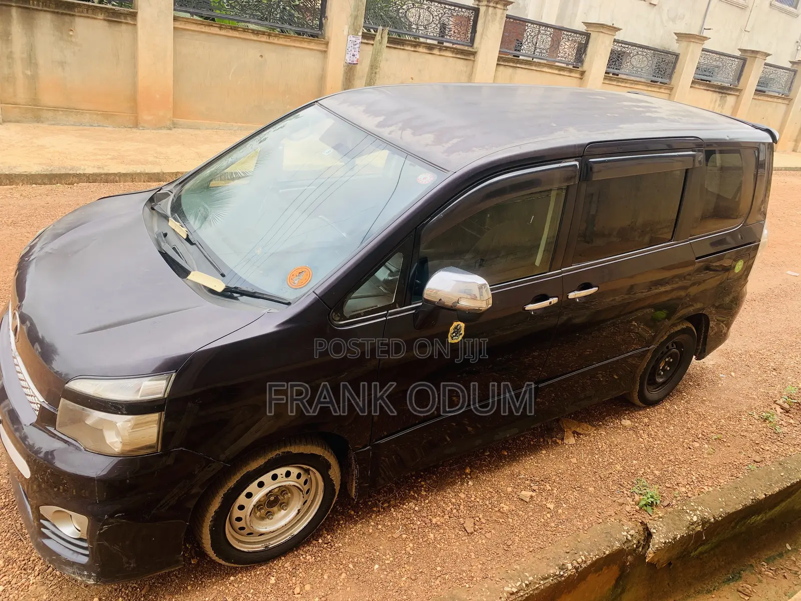 Toyota Voxy 2013 Black