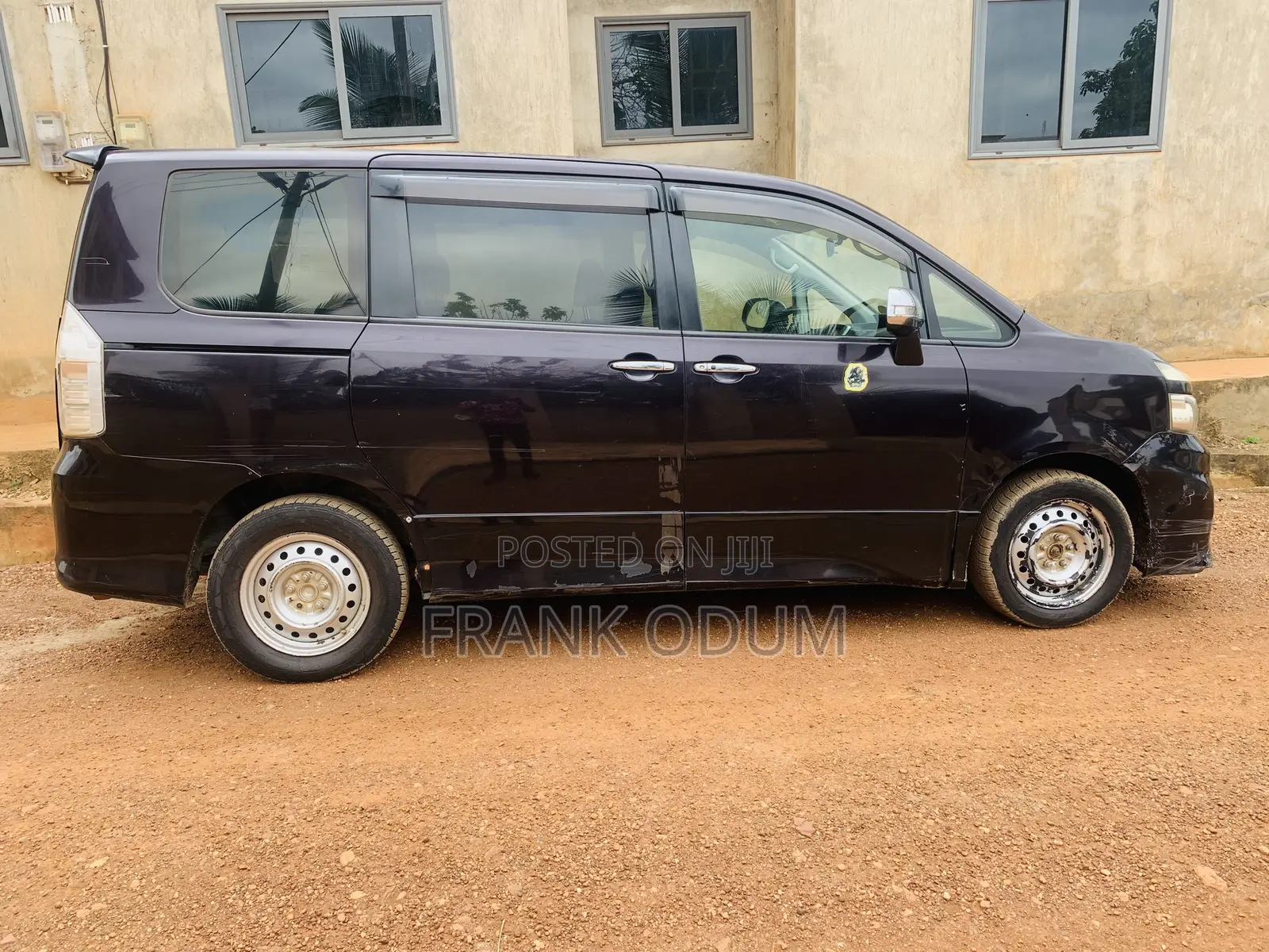 Toyota Voxy 2013 Black