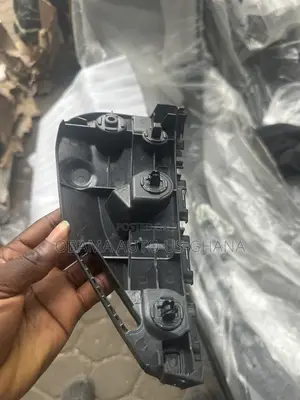 Toyota Hilux /Vigo Fender Locker/Bracket 2020 2021 2022 2023 2024 2025