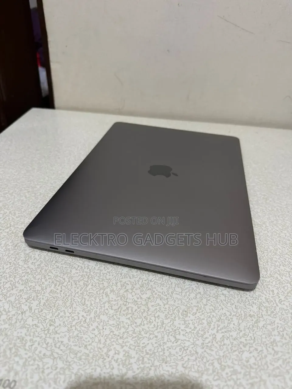Laptop Apple MacBook Pro 2020 16GB Intel Core i5 SSD 256GB
