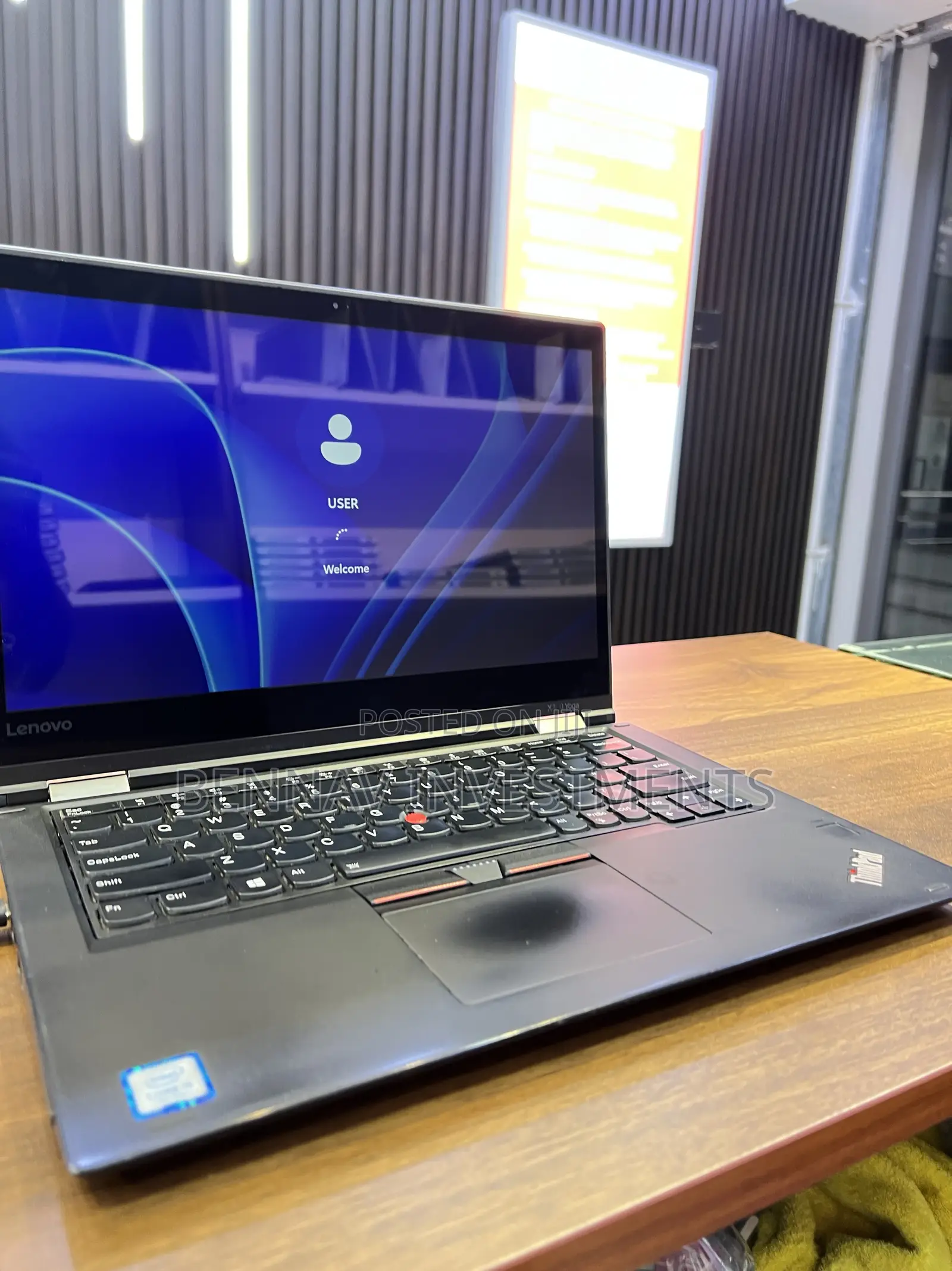 Laptop Lenovo ThinkPad X380 Yoga 8GB Intel Core i5 SSD 256GB