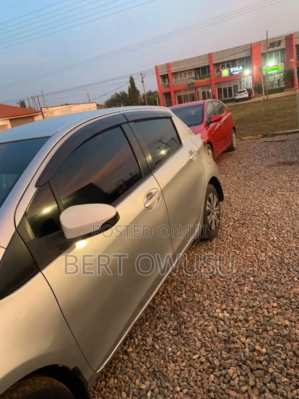 Toyota Vitz 2013 Silver