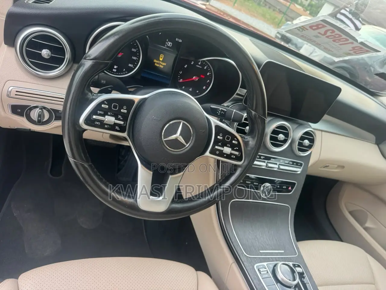 Mercedes-Benz C300 2020 White