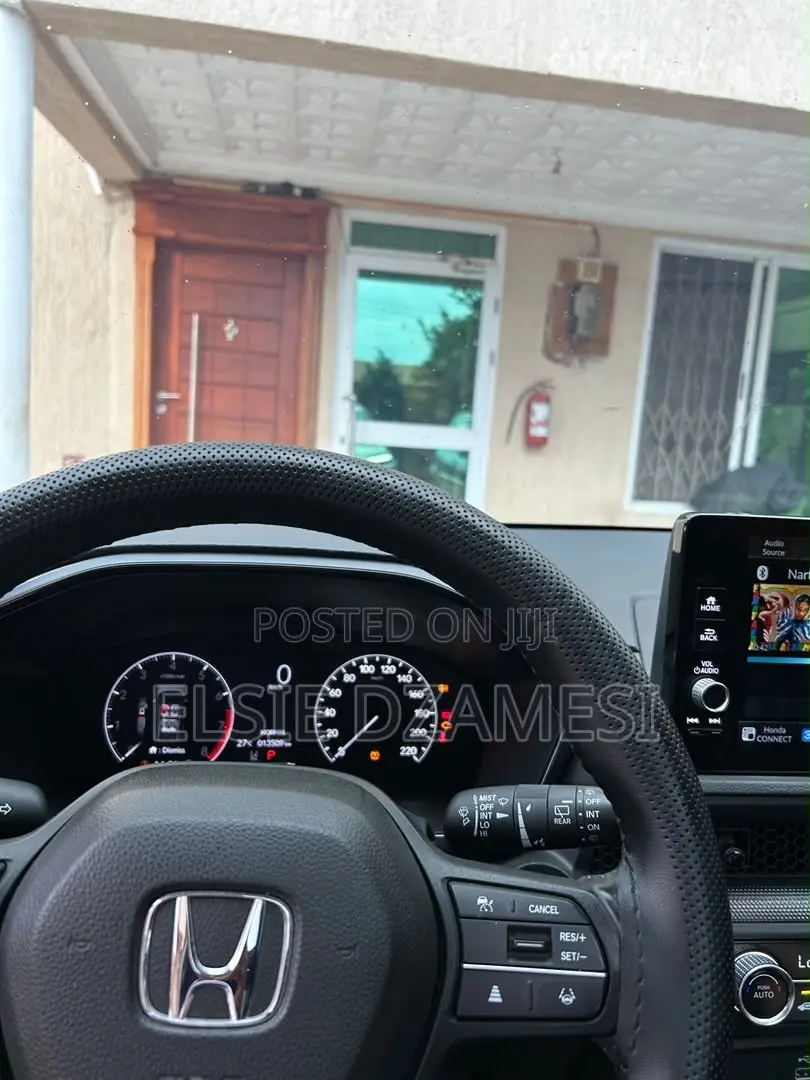 Honda CR-V 2023 Gold