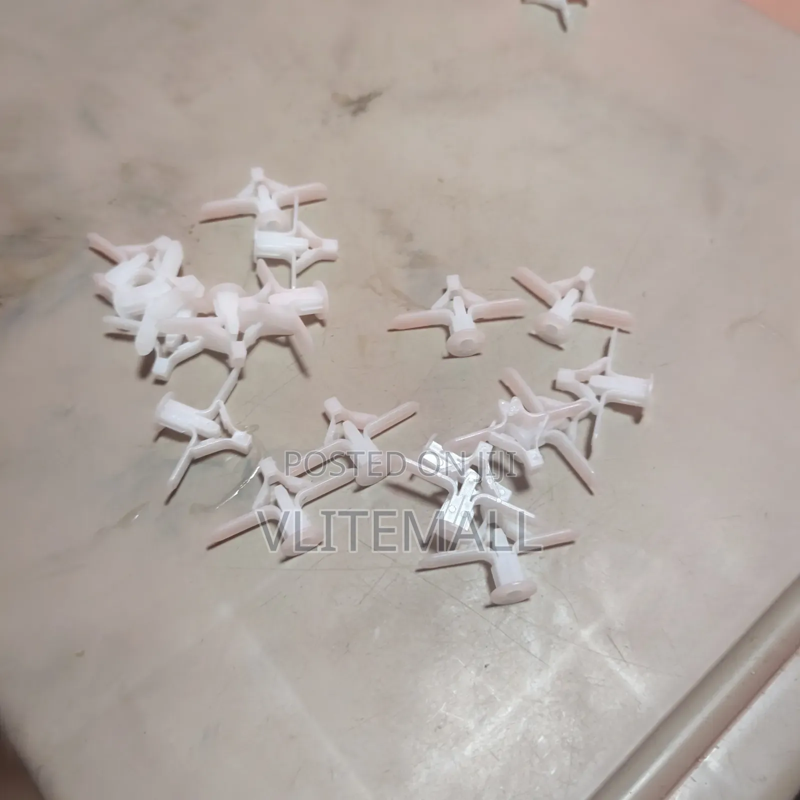 Butterflies Type Gypsum Anchors 5pcs