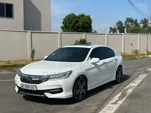 Honda Accord EX-L 4dr Sedan FWD (2.4L 4cyl 2A) 2017 White