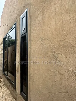 2bdrm House in Pokuase for sale