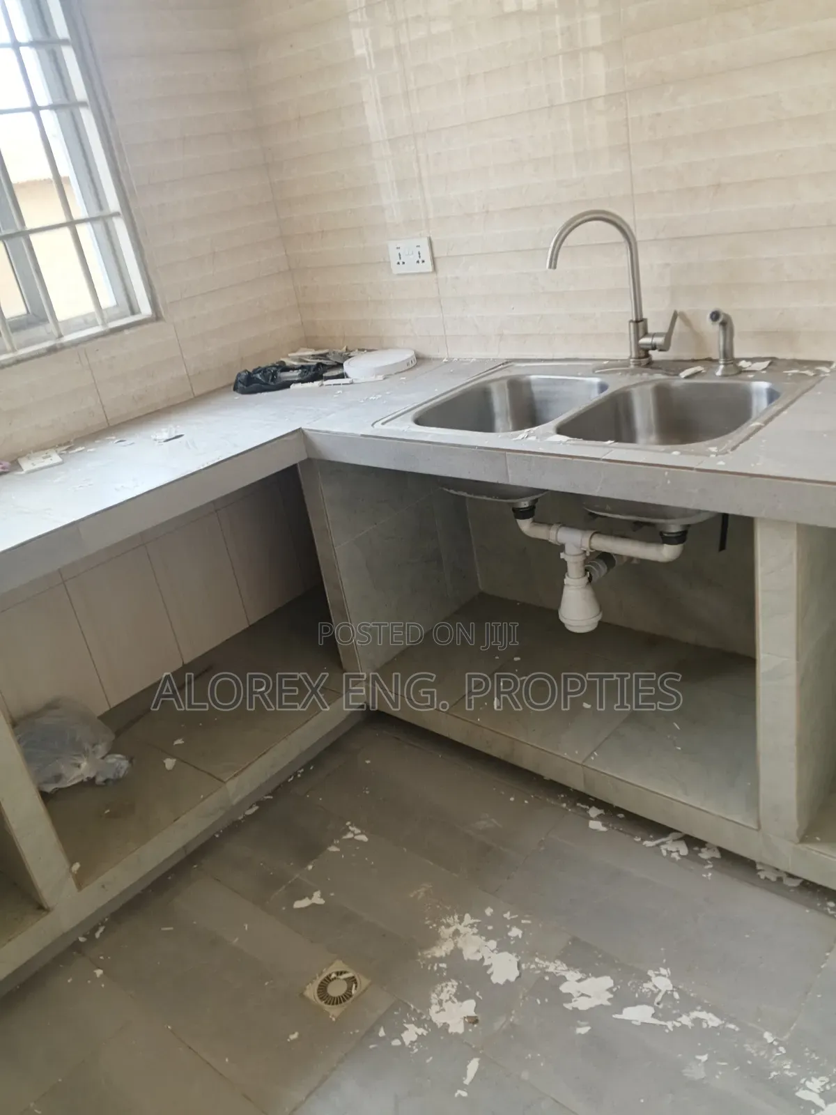 1bdrm Apartment in Danfa for rent