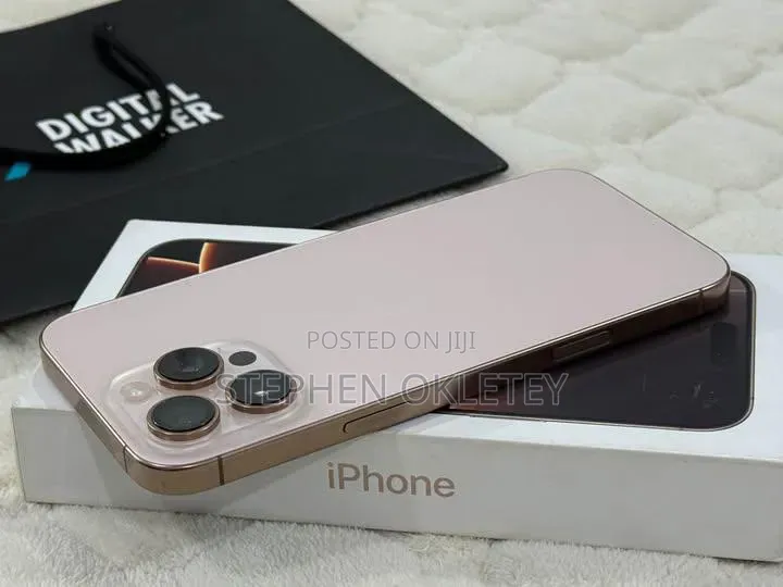 New Apple iPhone 16 Pro Max 256 GB Gold