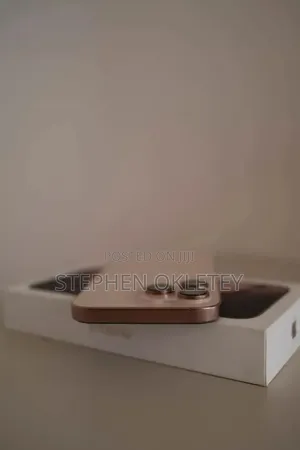 New Apple iPhone 16 Pro Max 256 GB Gold