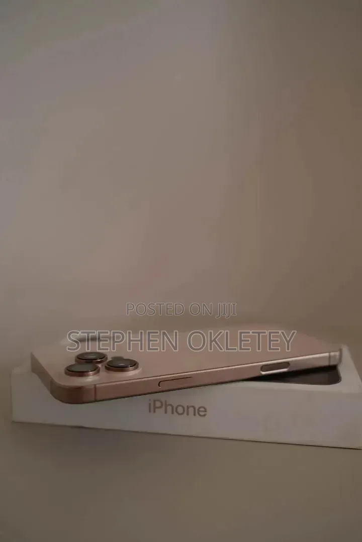 New Apple iPhone 16 Pro Max 256 GB Gold