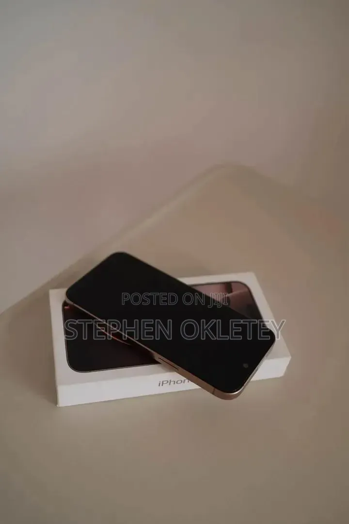 New Apple iPhone 16 Pro Max 256 GB Gold