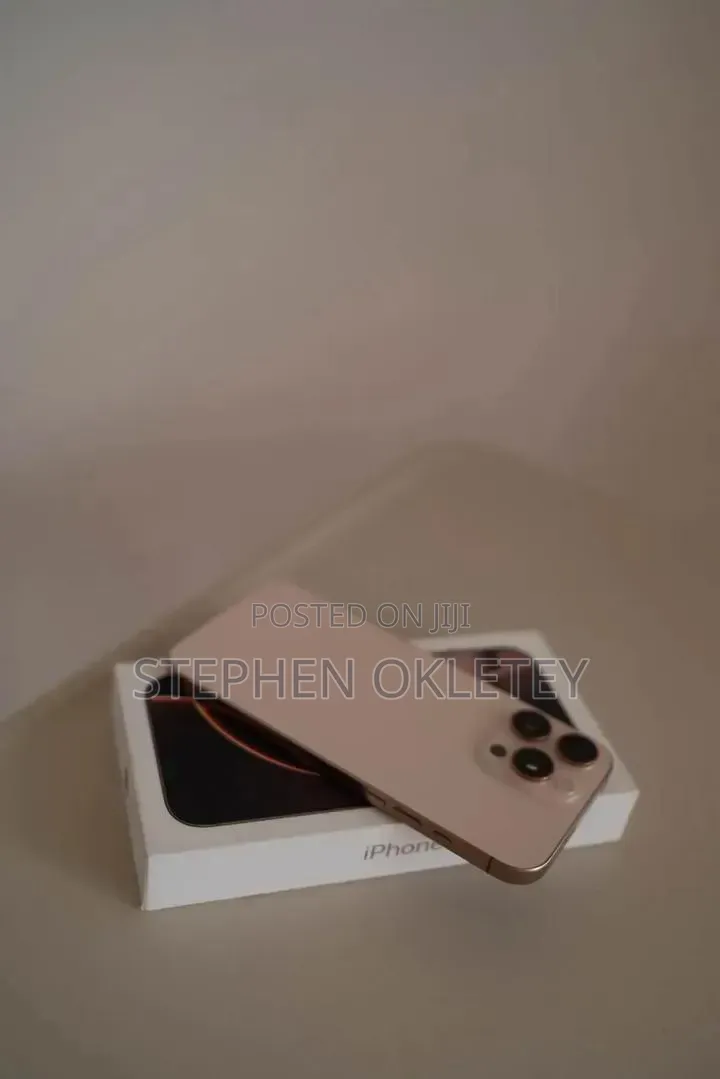New Apple iPhone 16 Pro Max 256 GB Gold