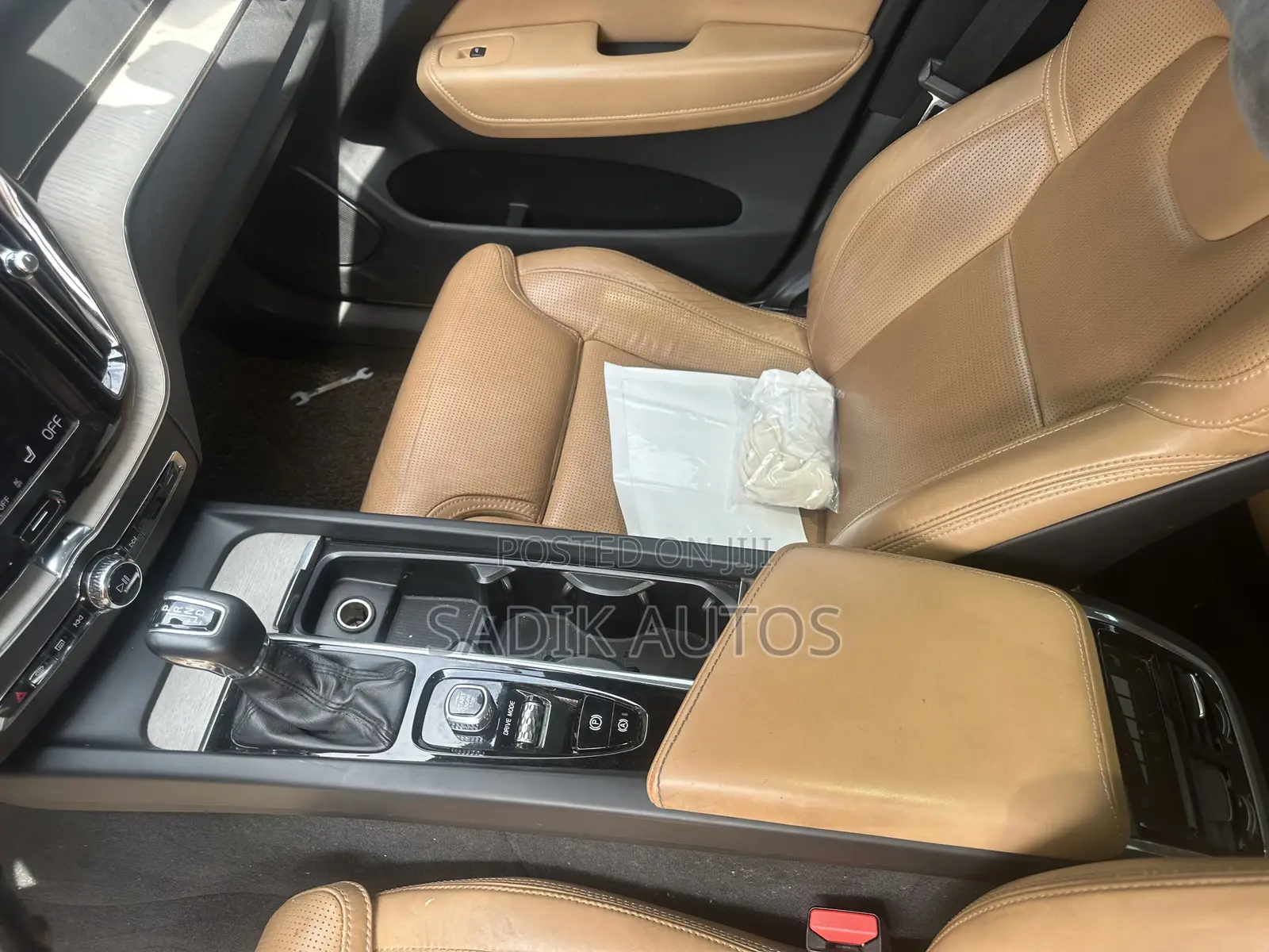 Volvo XC60 T5 Inscription AWD 2019 Gray