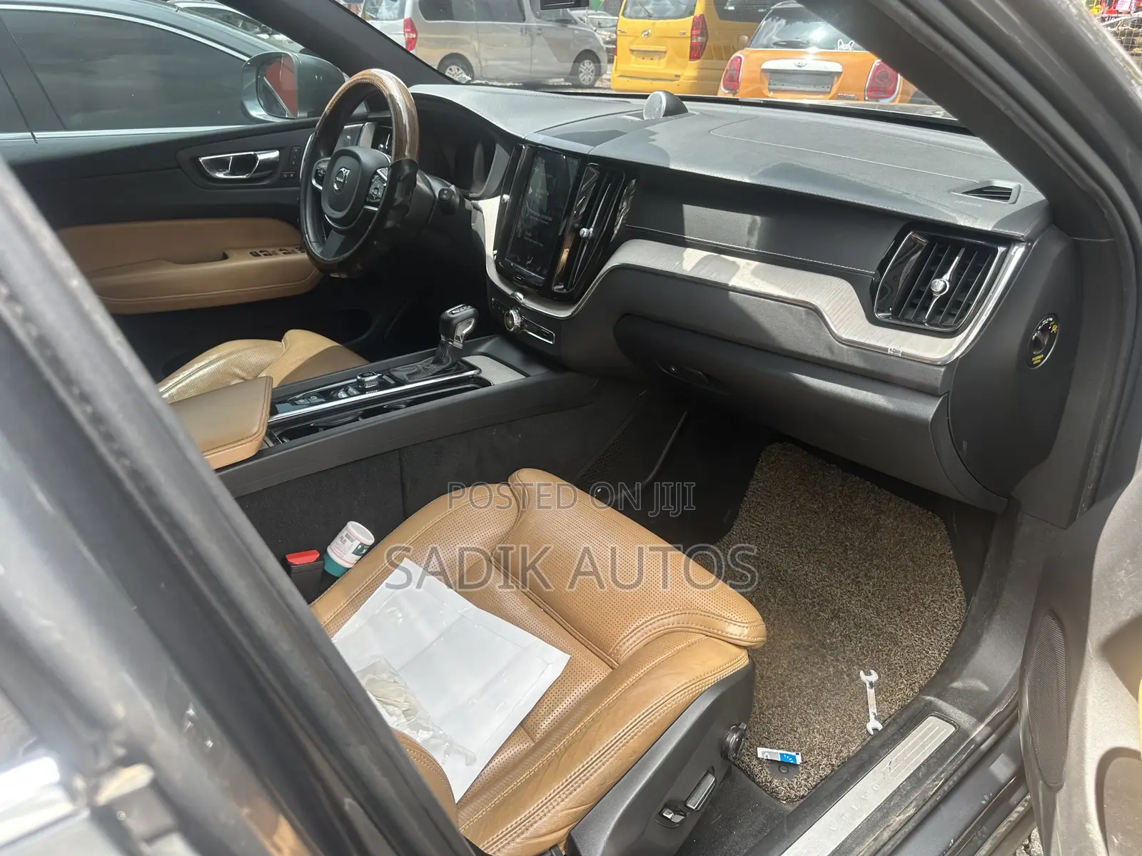 Volvo XC60 T5 Inscription AWD 2019 Gray