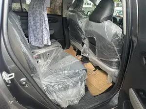 Toyota Highlander XLE 2021 Gray