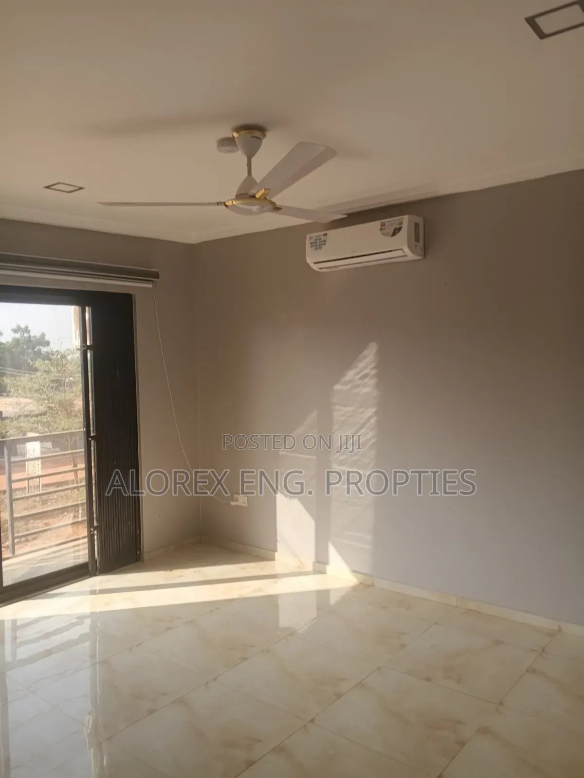 1bdrm Apartment in Oyarifa, Ghana Flag for rent