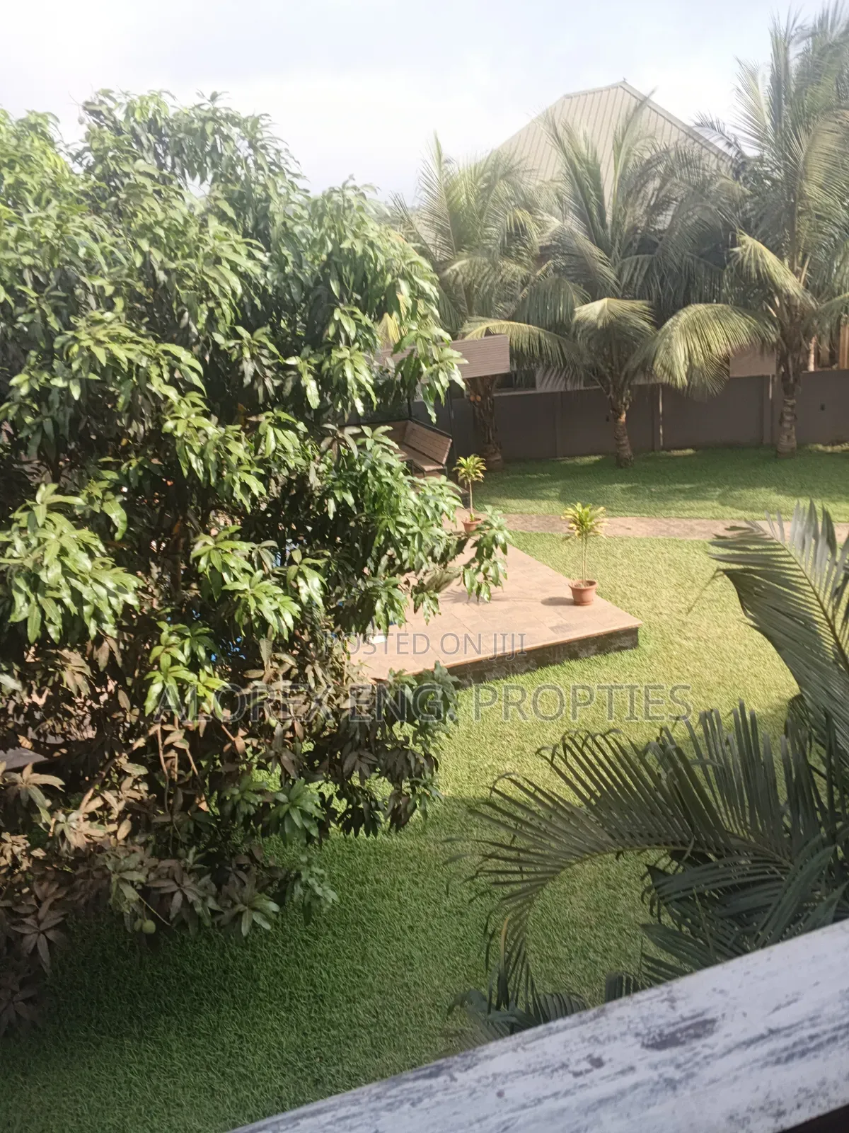 1bdrm Apartment in Oyarifa, Ghana Flag for rent