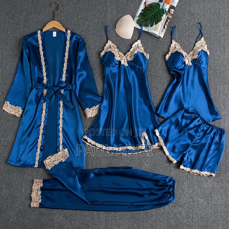 Women's 5Pcs Satin Pajama Set: 5 in 1 Robe + Nightwear With Chest Pad
