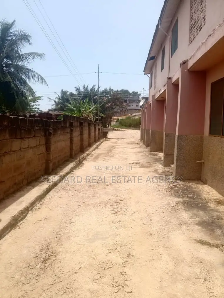 Old Building on 2 Plots of Land for Sale