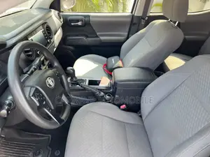 Toyota Tacoma SR 4x4 Access Cab 127.4 in. WB 2020 White