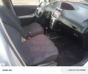 Toyota Vitz 2010 Gray