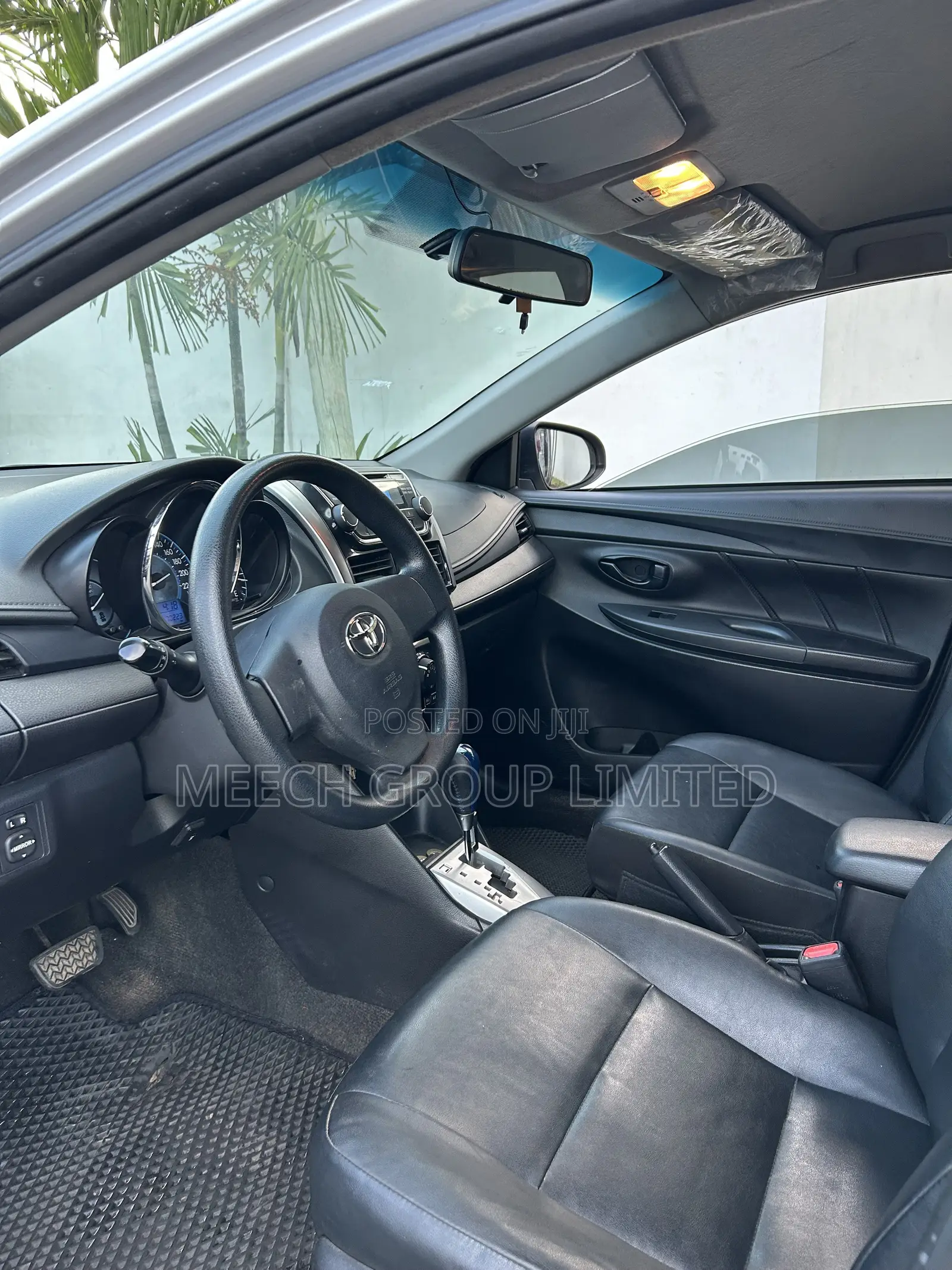 Toyota Yaris 2016 Silver