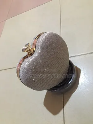 Classy Clutch