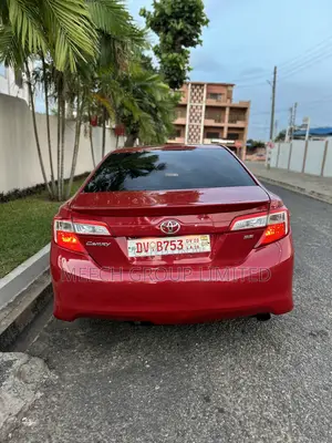 Toyota Camry SE Sport 4dr Sedan (2.5L 4cyl 6A) 2014 Red