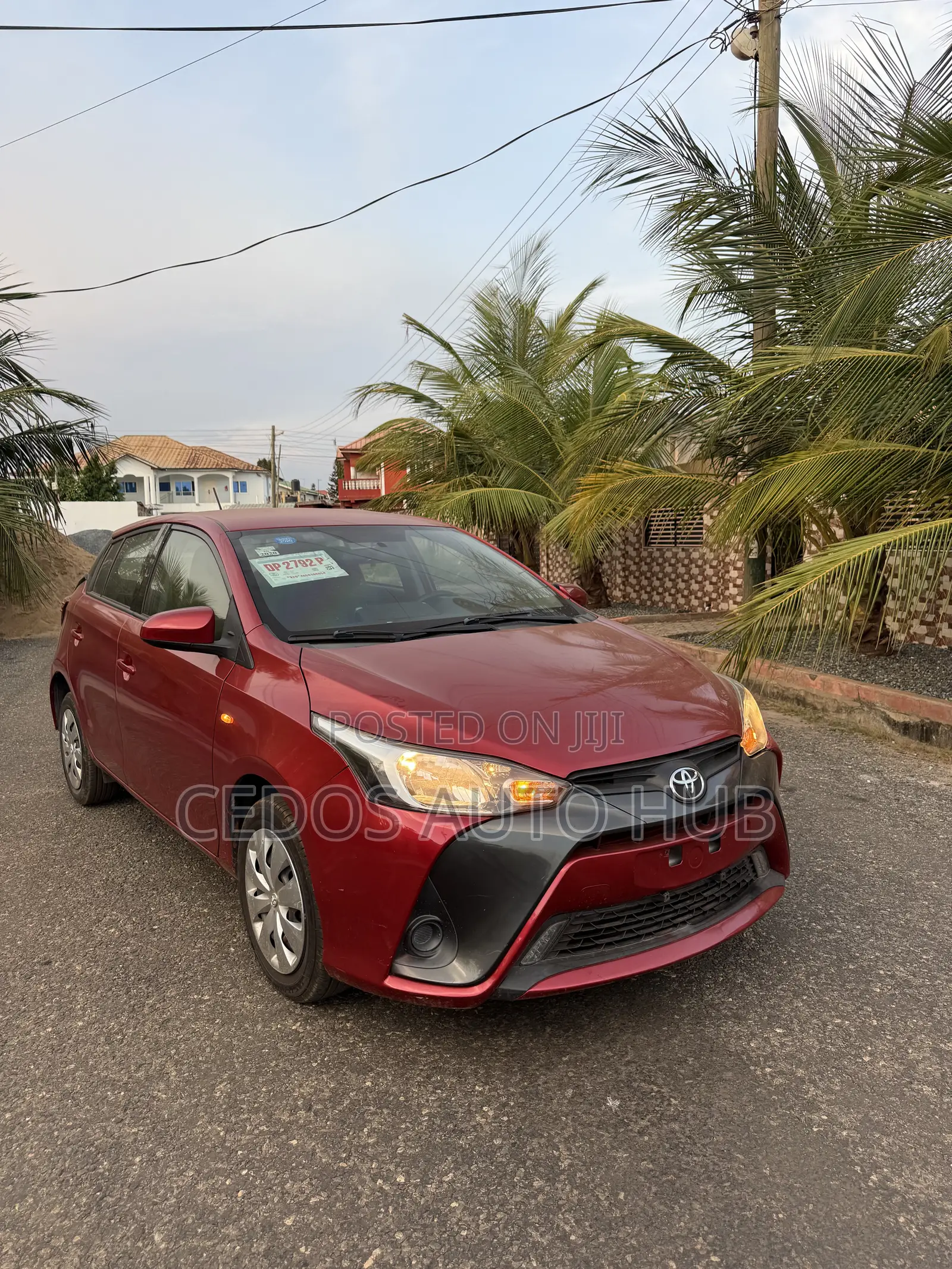 Toyota Yaris L Hatchback 5dr 2018 Burgundy