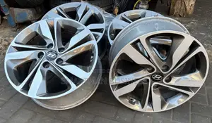 Elantra Rims (Rim 17)