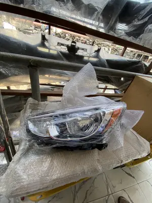 Hyundai Accent 2015-2016-2017 Headlight