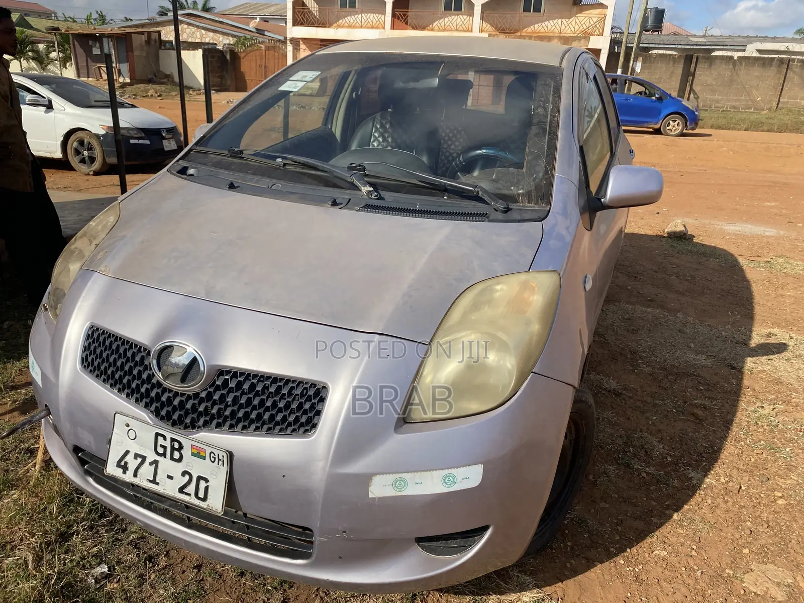 Toyota Vitz 1.5 FWD 5dr 2010 Silver