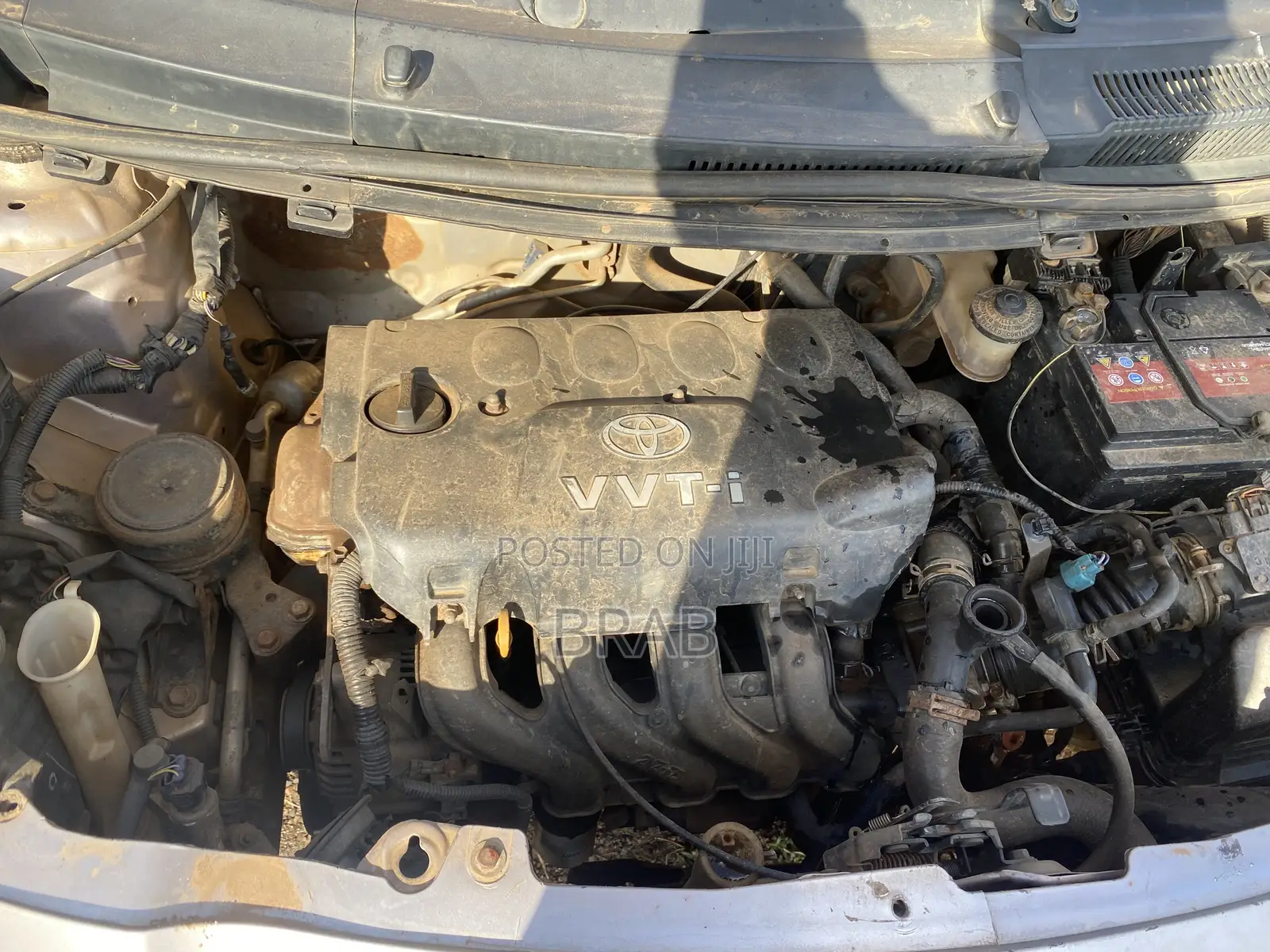 Toyota Vitz 1.5 FWD 5dr 2010 Silver