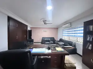 4bdrm House in Ghana Link Area for rent