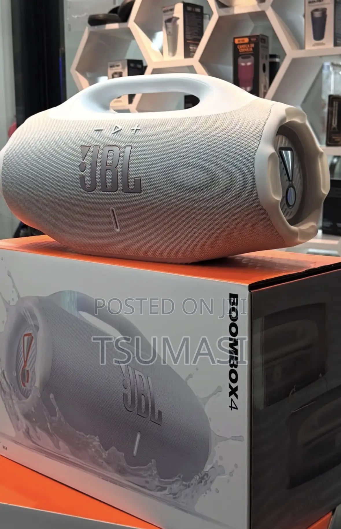 JBL Boombox 4