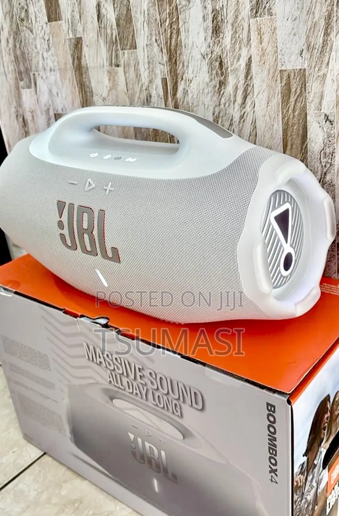 JBL Boombox 4