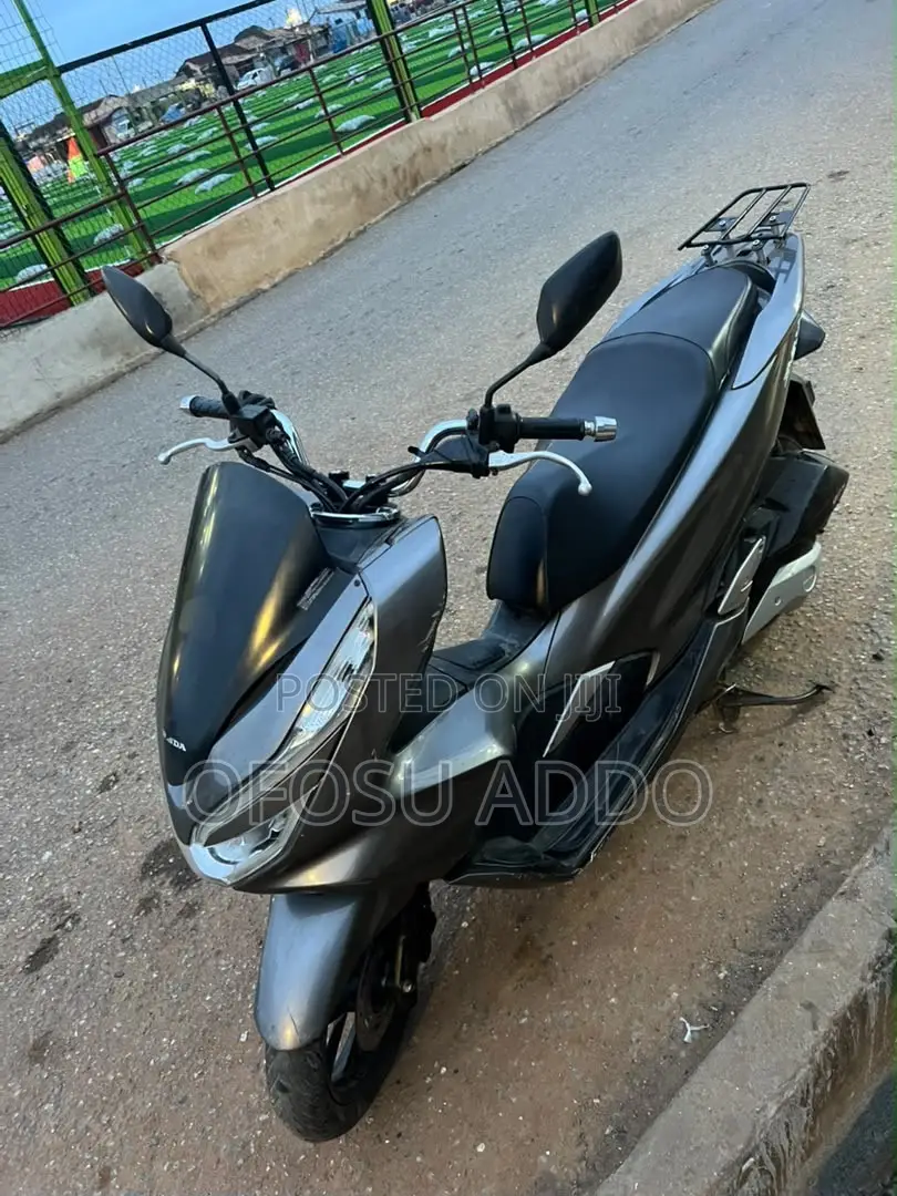 Honda 2015 Gray