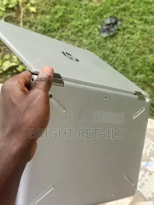 Laptop HP Pavilion 14 x360 2-in-1 8GB Intel Core i5 HDD 500GB