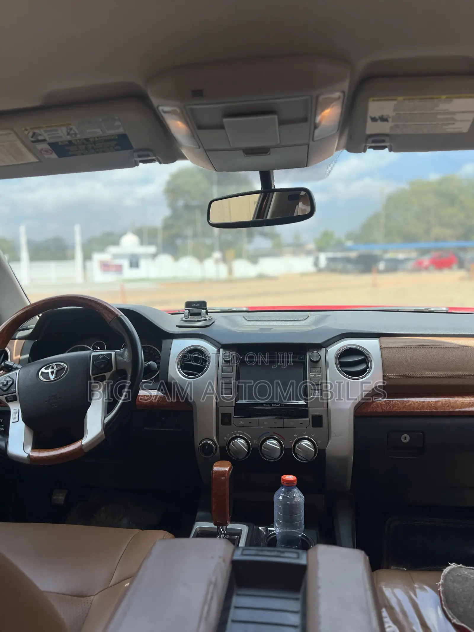 Toyota Tundra 2017 Red