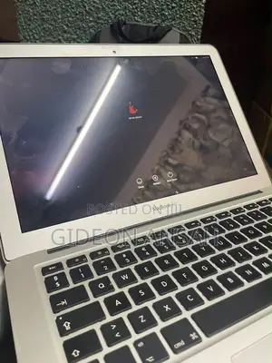 Laptop Apple MacBook Air 8GB Intel Core i7 SSD 256GB