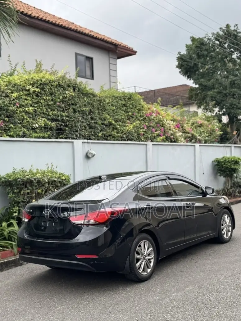 Hyundai Elantra SE Sedan FWD (1.8L 4cyl 6A) 2016 Black