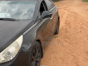 Hyundai Sonata Limited 2.0T Sedan (2.0L 4cyl 6A) 2013 Black