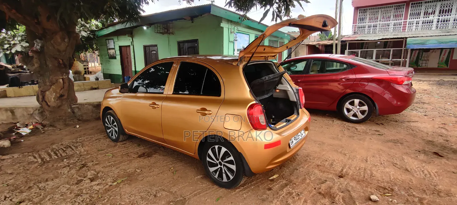 Nissan Micra 2015 Gold