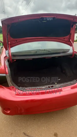 Toyota Corolla LE 4dr Sedan (1.8L 4cyl 4A) 2010 Red