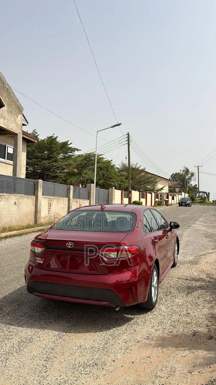Toyota Corolla 2022 Red