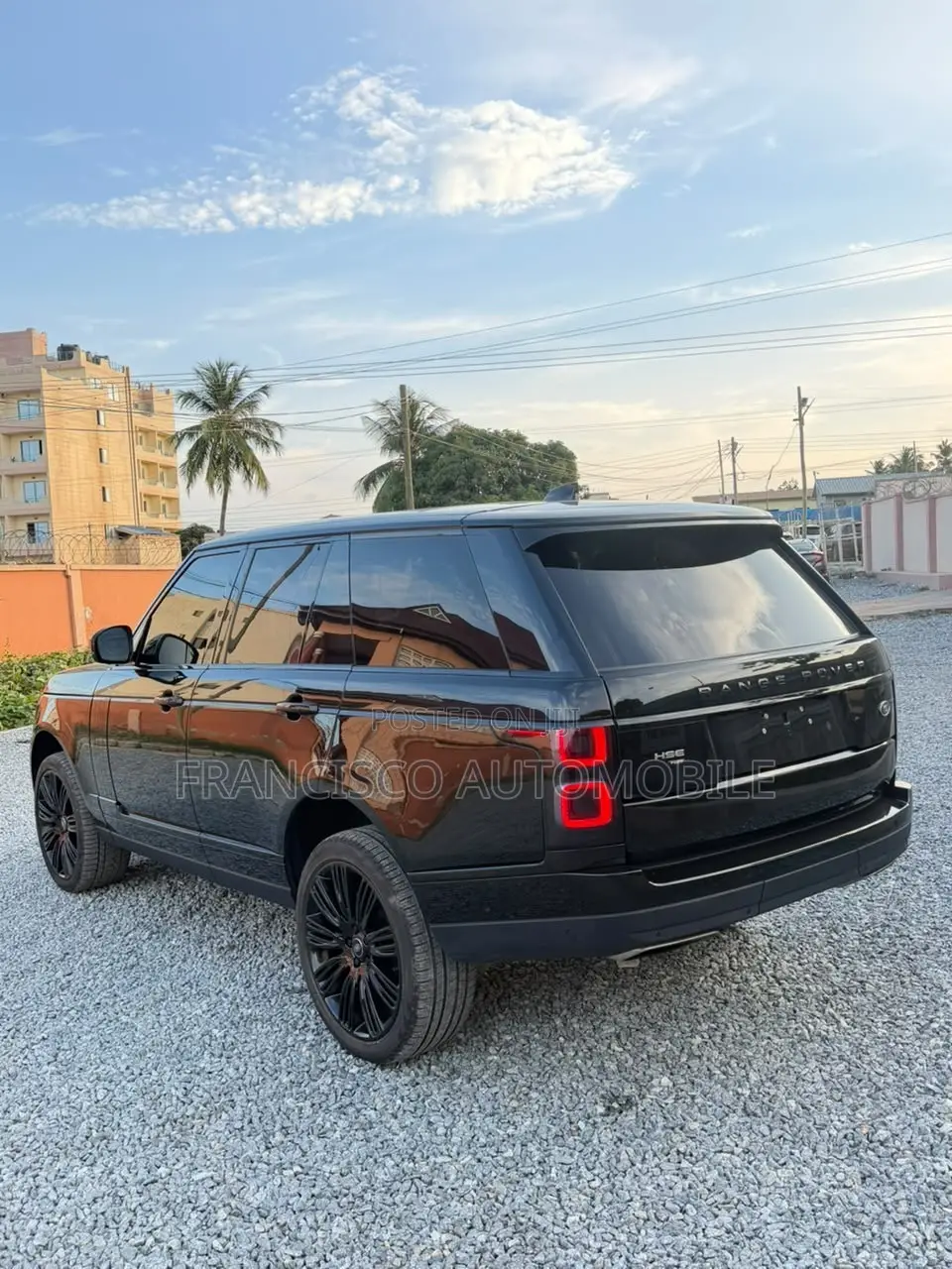 Land Rover Range Rover Vogue 2022 Black