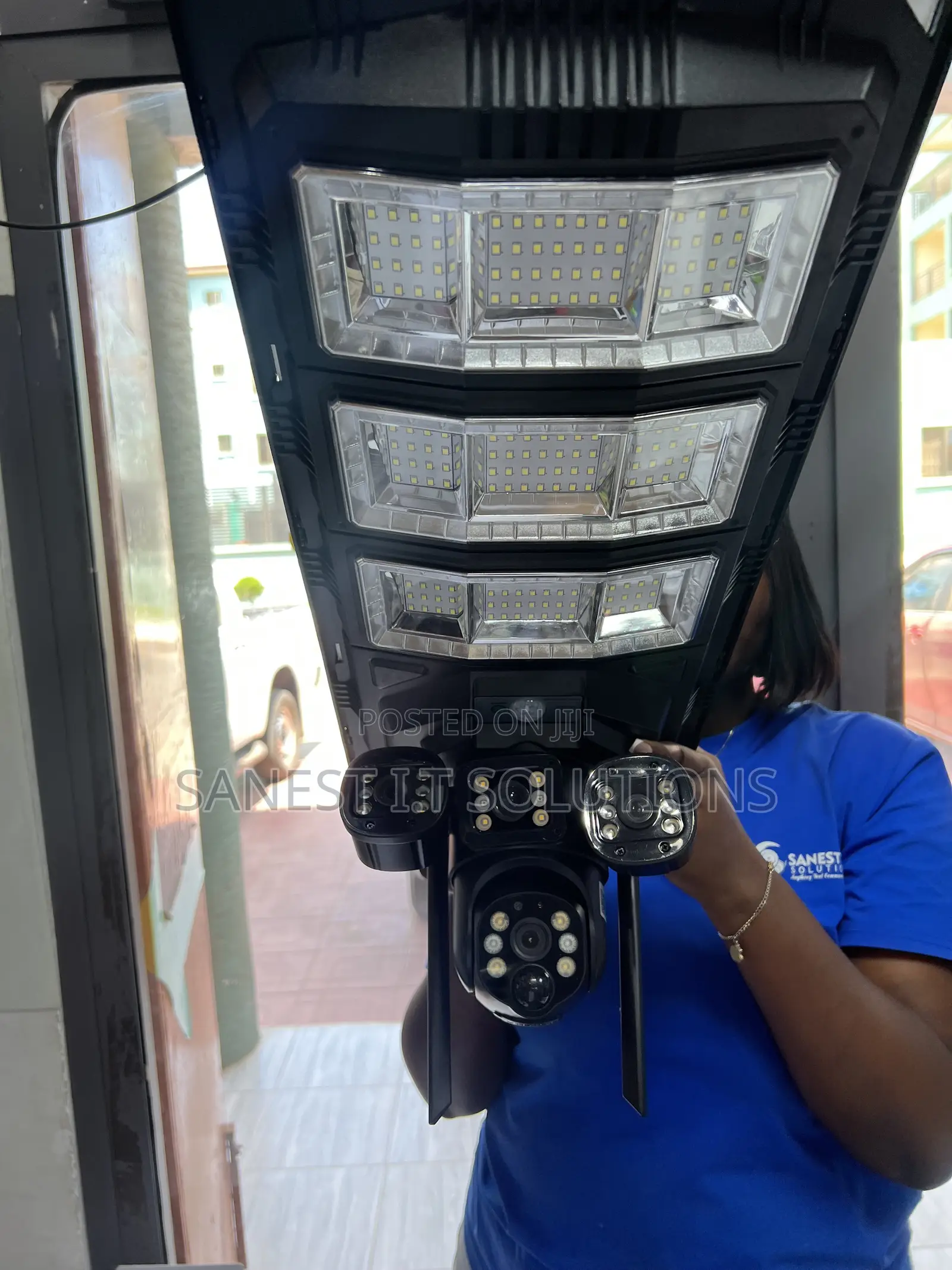 Solar Camera With Streetlight 3 Lens SIM Card Support