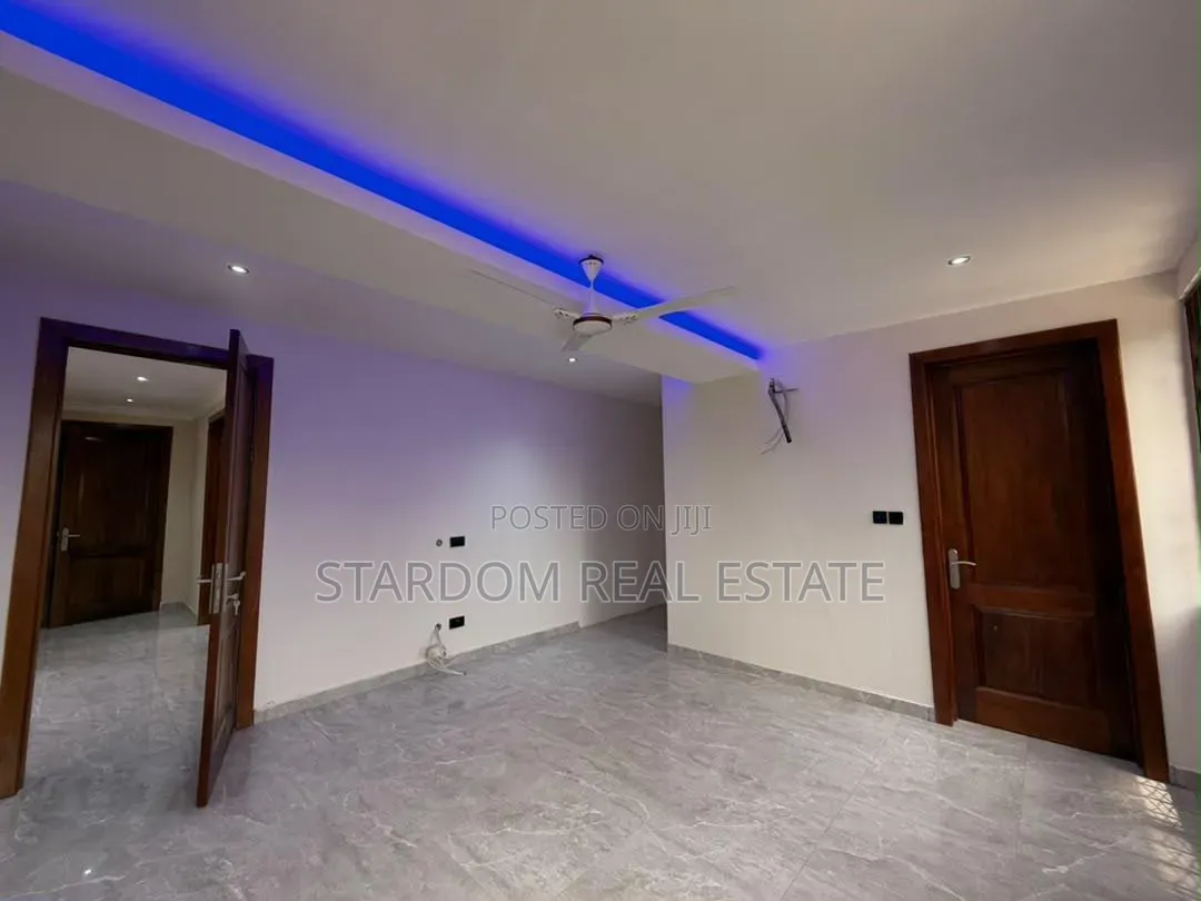 2bdrm Apartment in East Legon, American House for rent